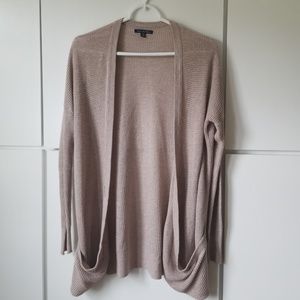 American Eagle sweater, pink mauve, loose & comfy